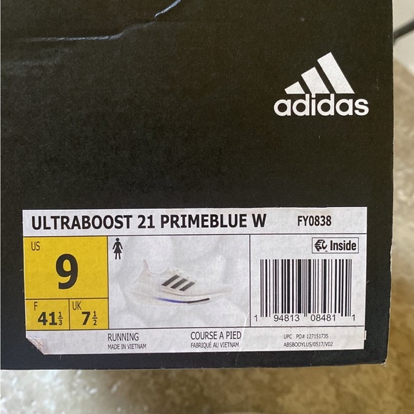 Rare Adidas Ultraboost 21 Primeblue Womens size 9 Ultraboost Shoes - Picture 3 of 13